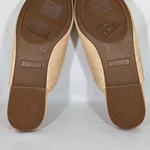 NWOT 7 Mule Loafer, Journee Collection Tan Akza - Picture 8 of 9